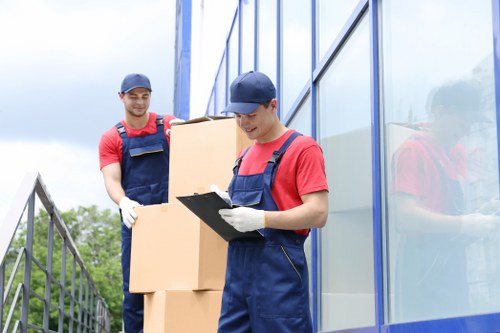 Local man and van removals service in Chelsfield for home and business moves