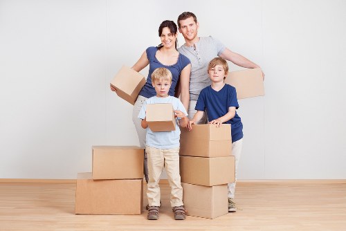 Local moving support for Chelsfield homes and businesses