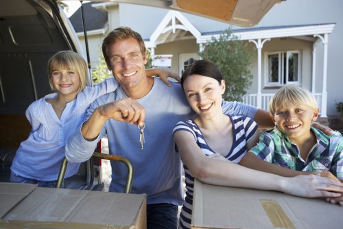 Flexible local removals and item collection service in Chelsfield