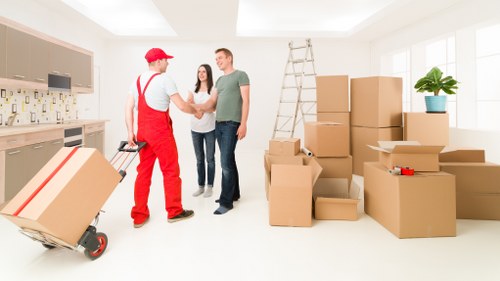 Local moving team planning access and parking for a Chelsfield property